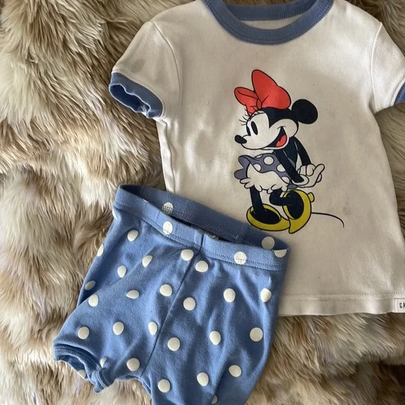 2for$20❤️Disney Minnie baby 👧🏻 Gap PJs - Picture 1 of 12
